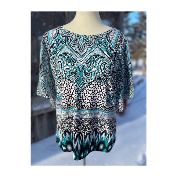 JM Collection Woman Flutter Sleeve Blouse Stretch Knit Mixed Print Sz 0X - Picture 1 of 9